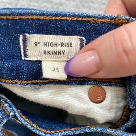 Madewell 9” High Rise Skinny Jeans - Raw Hem - Picture 7 of 9